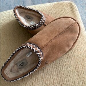 UGG Men Chestnut Suede Moccasins